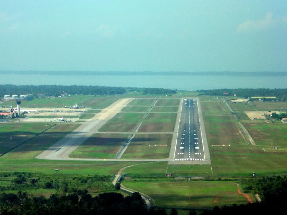 Katunayake Airport (CMB)