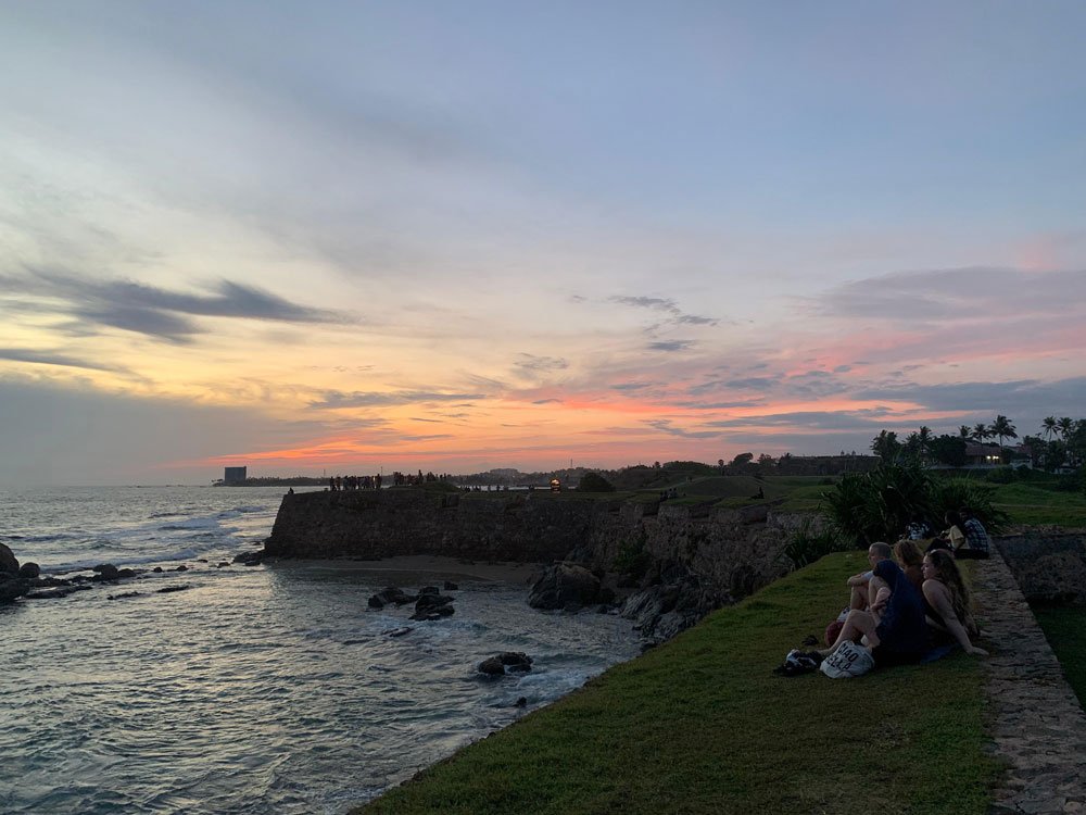 A 5-Day Tour : Discovering the Southern Coast of Sri Lanka 1 NOHA TUKTUK Costal Trips