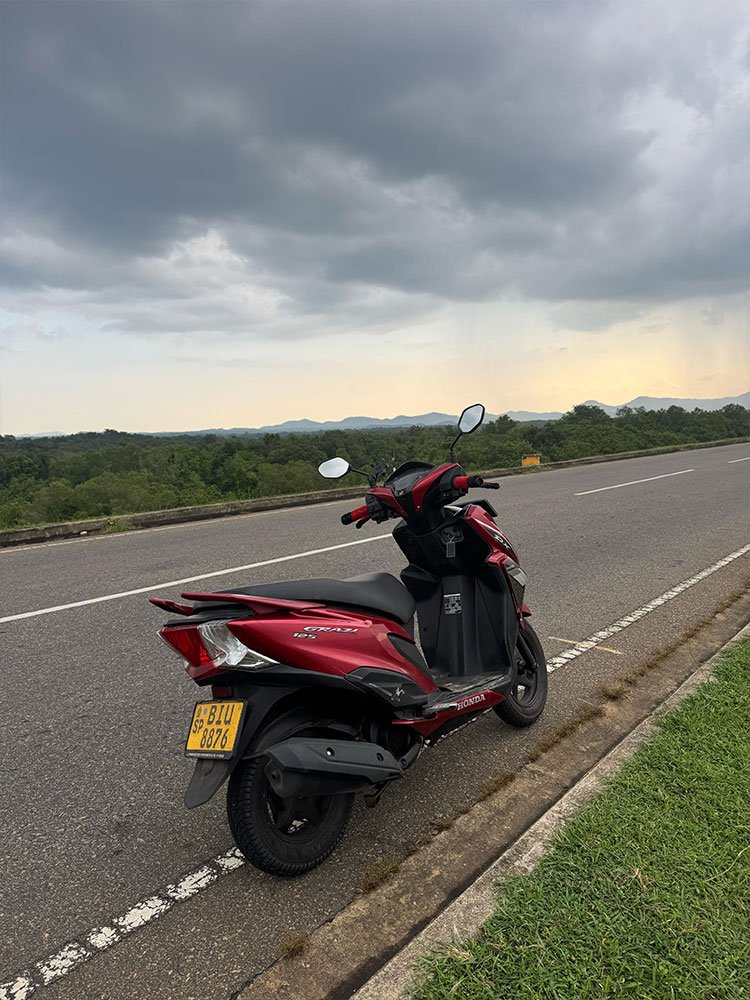 Rent a Scooter in Sri Lanka