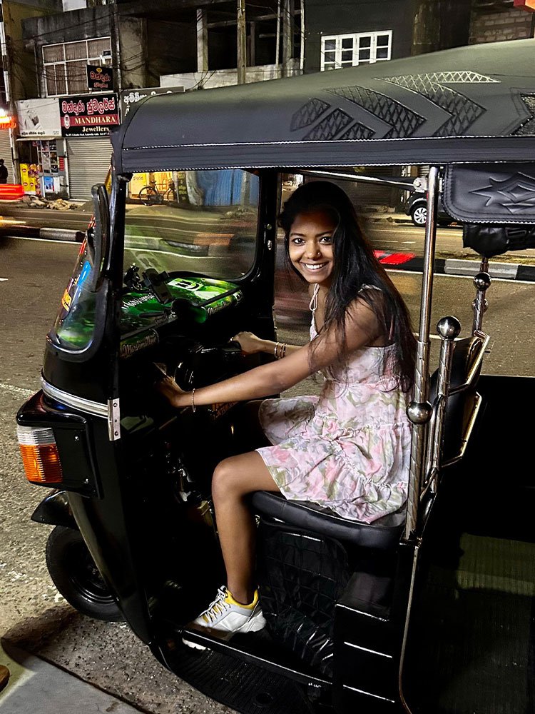 Wie man ein Tuk Tuk mieten in Sri Lanka 2 Tuk Tuk mieten in Sri Lanka NOHA TUKTUK